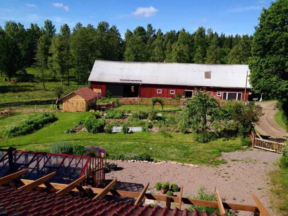 Ingebo Hagar Bondgardsboende Vimmerby Exterior foto